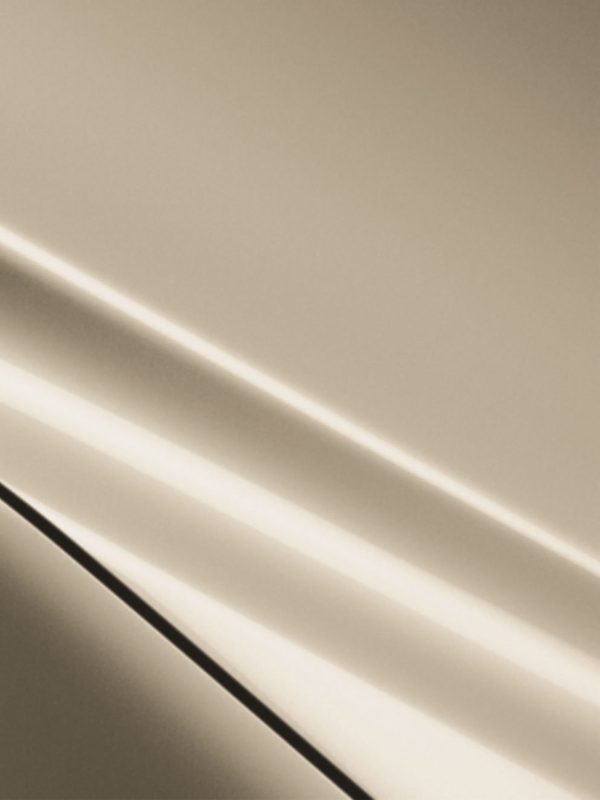 Бледно-бежевый