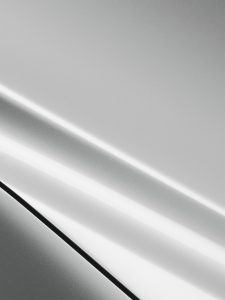 Серебристый