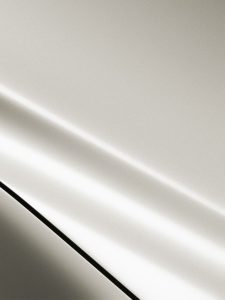 Белый / Серо-белый